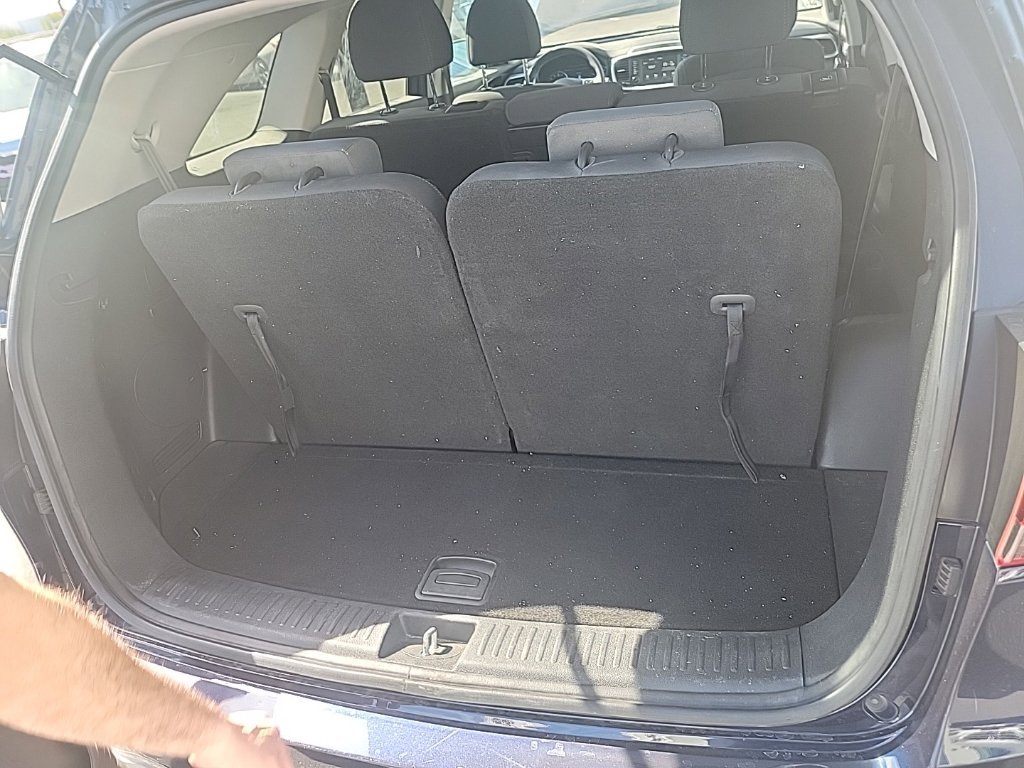 Used 2020 Blue Kia LX image 9
