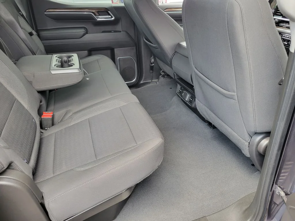 Used 2023 Gray Chevrolet LT image 19