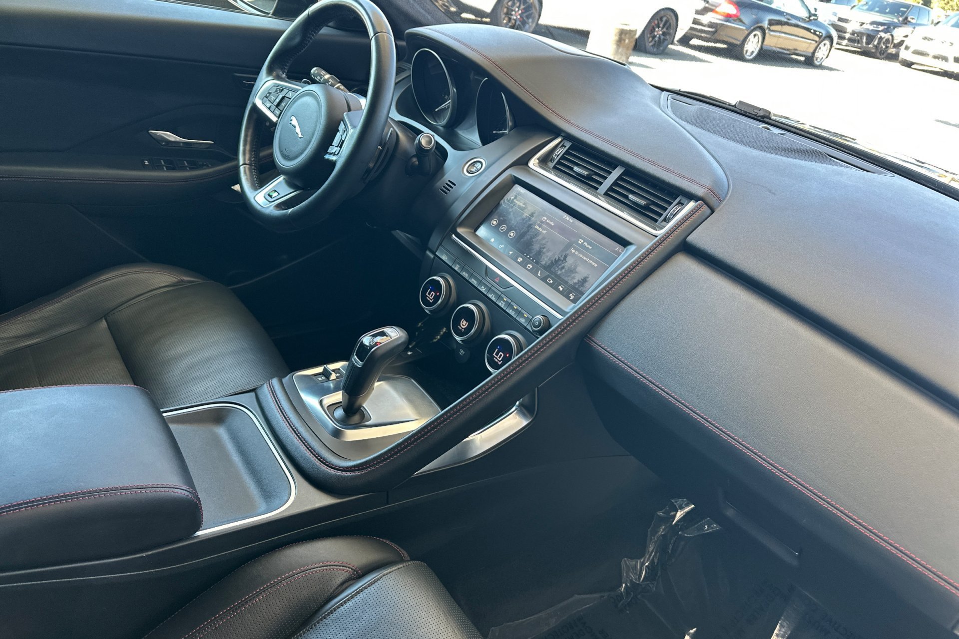 Photo 18