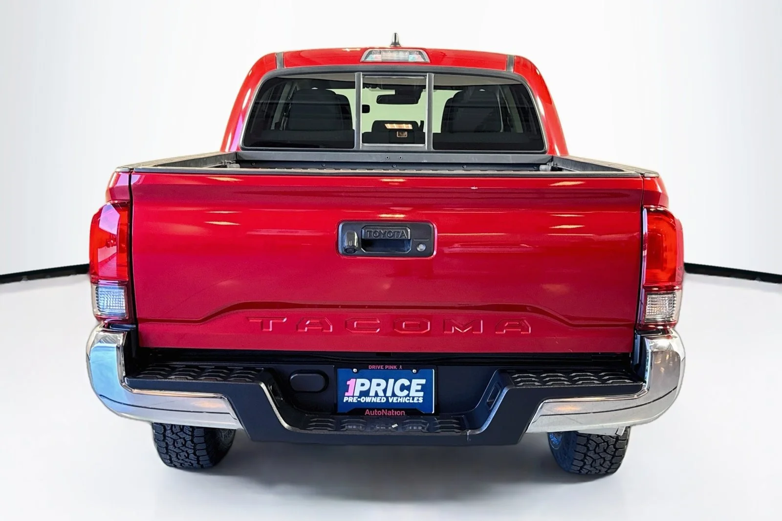 Used 2021 Barcelona Red Metallic Toyota SR5 image 6