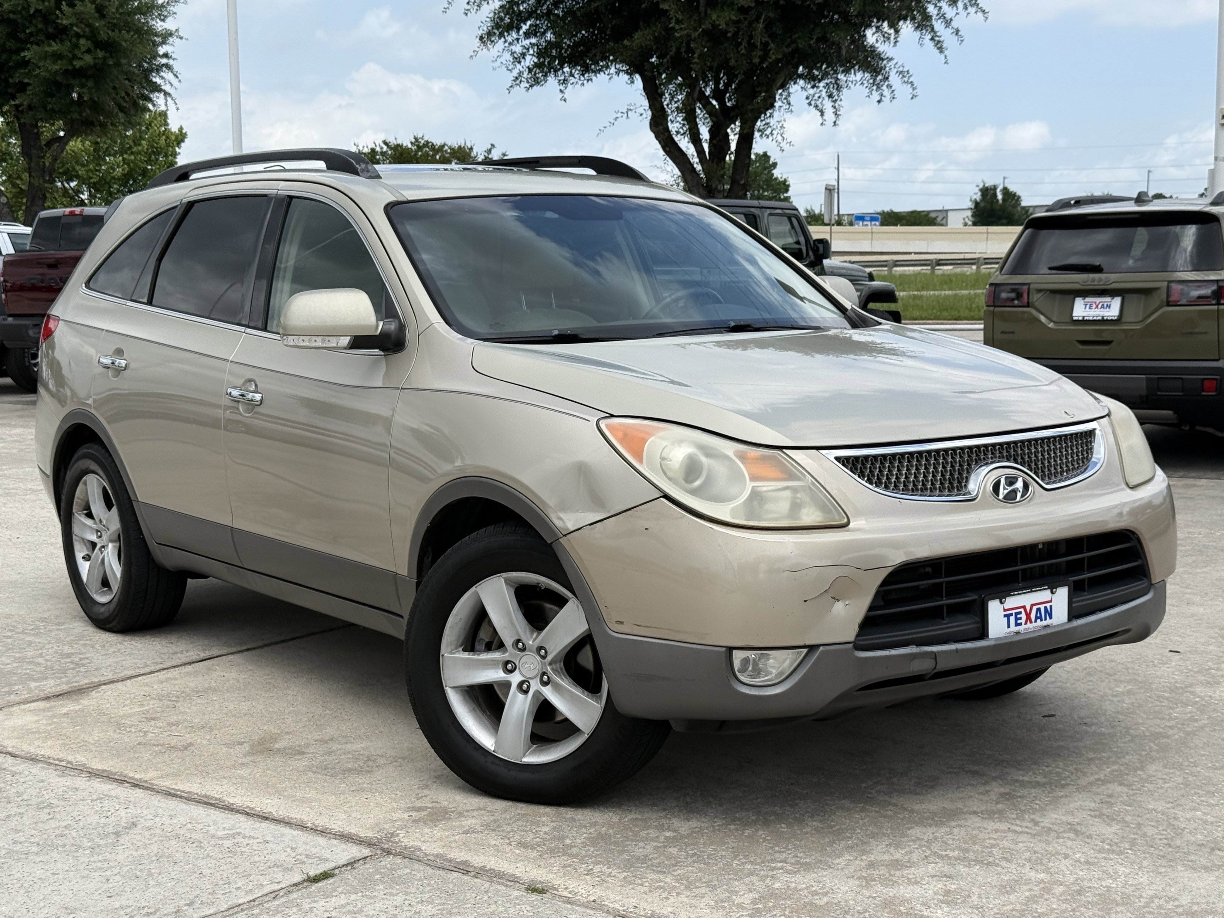 Used 2008 Hyundai Veracruz GLS with VIN KM8NU13C58U031640 for sale in Humble, TX