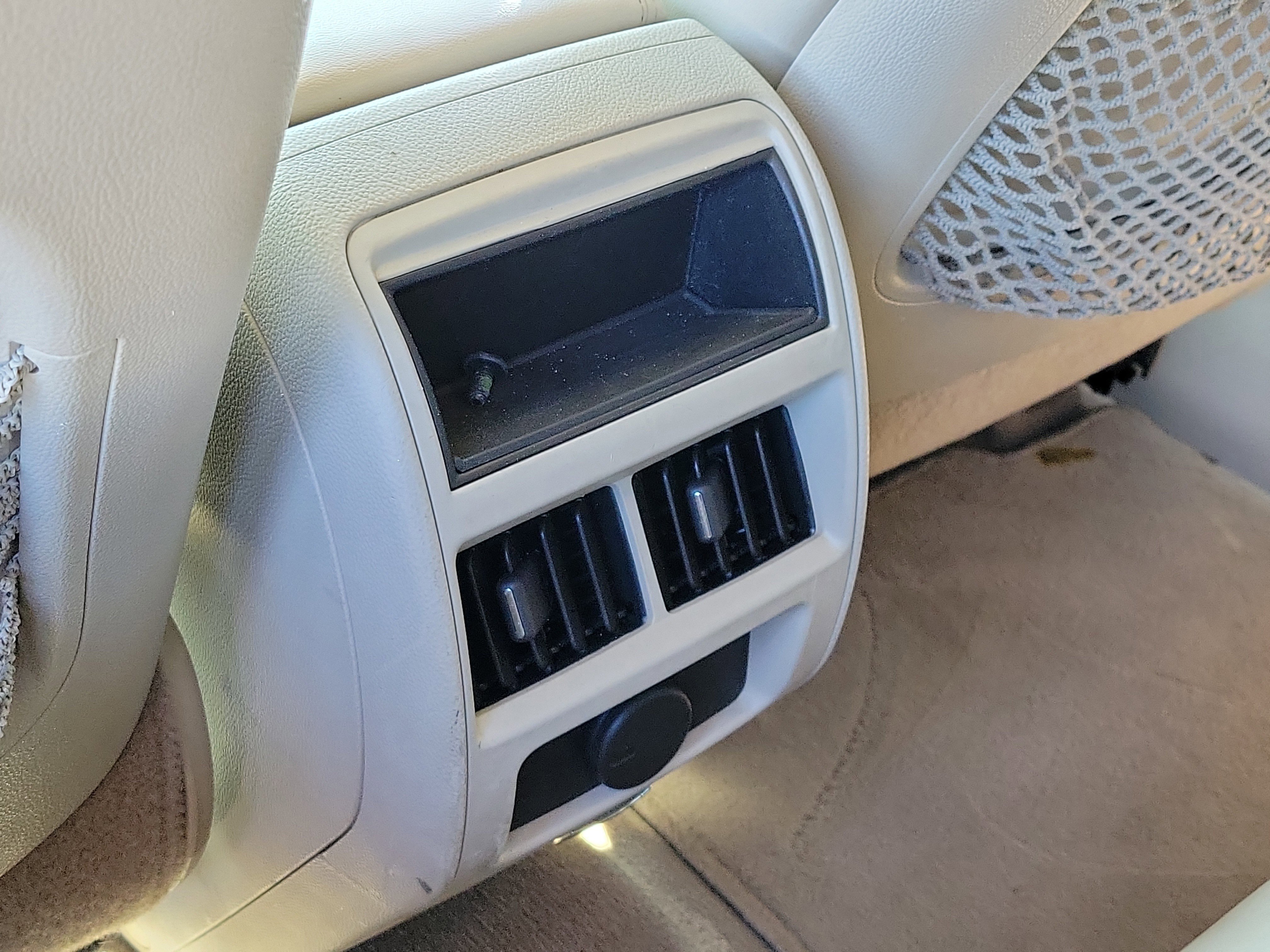 Used 2013 Silver Coast Metallic Cadillac Performance image 13