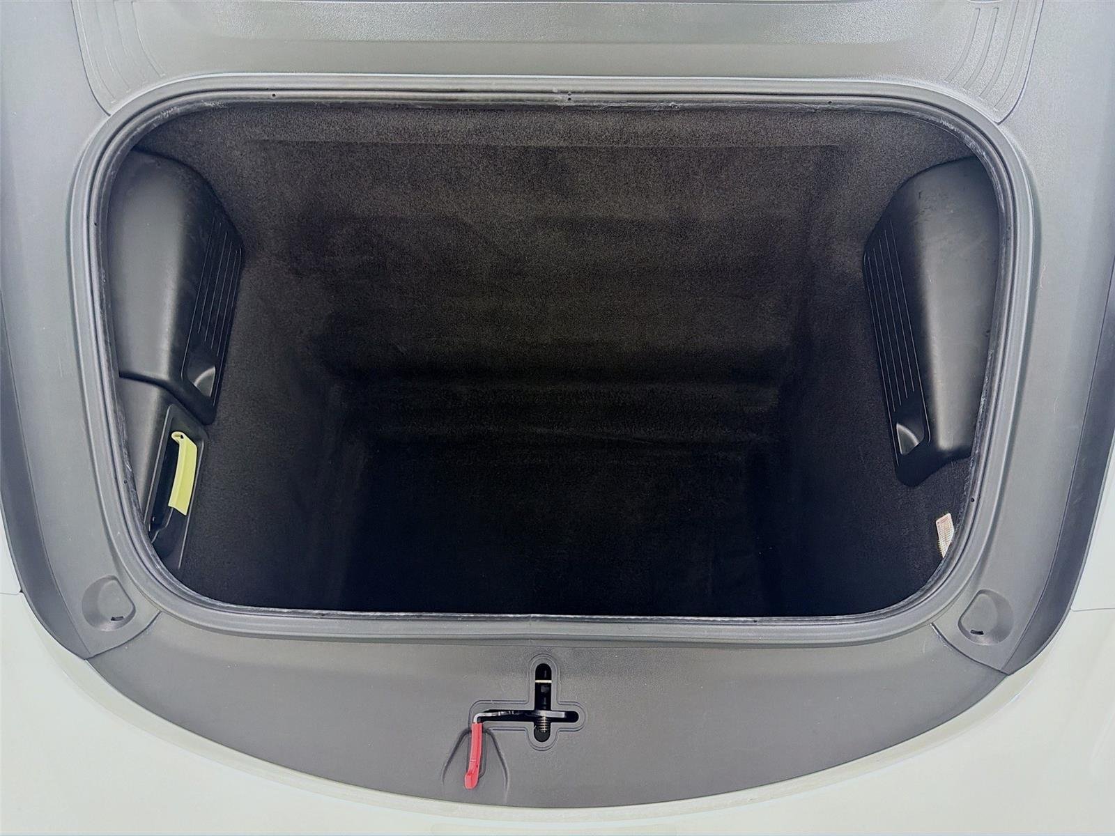 Used 2022  Porsche  image 27