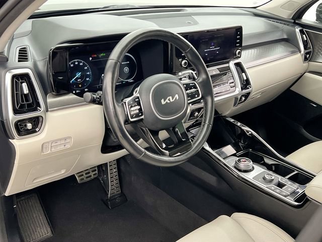 Used 2022 Black Kia SX Prestige image 7