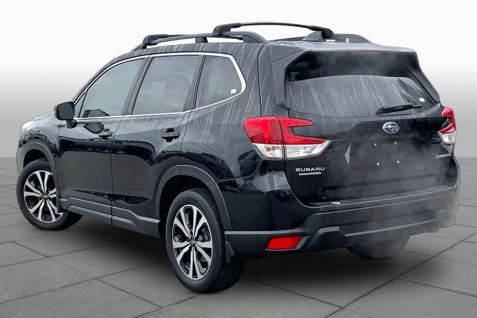 Used 2020 Crystal Black Silica Subaru Limited image 12