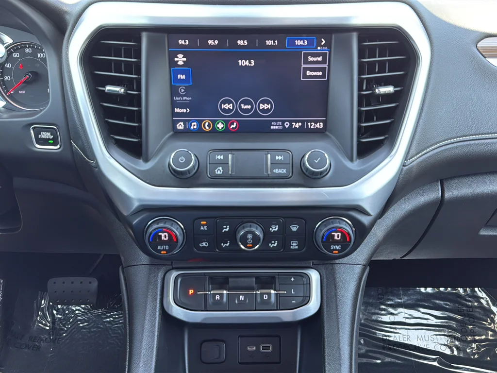 Used 2023 White GMC SLE image 21