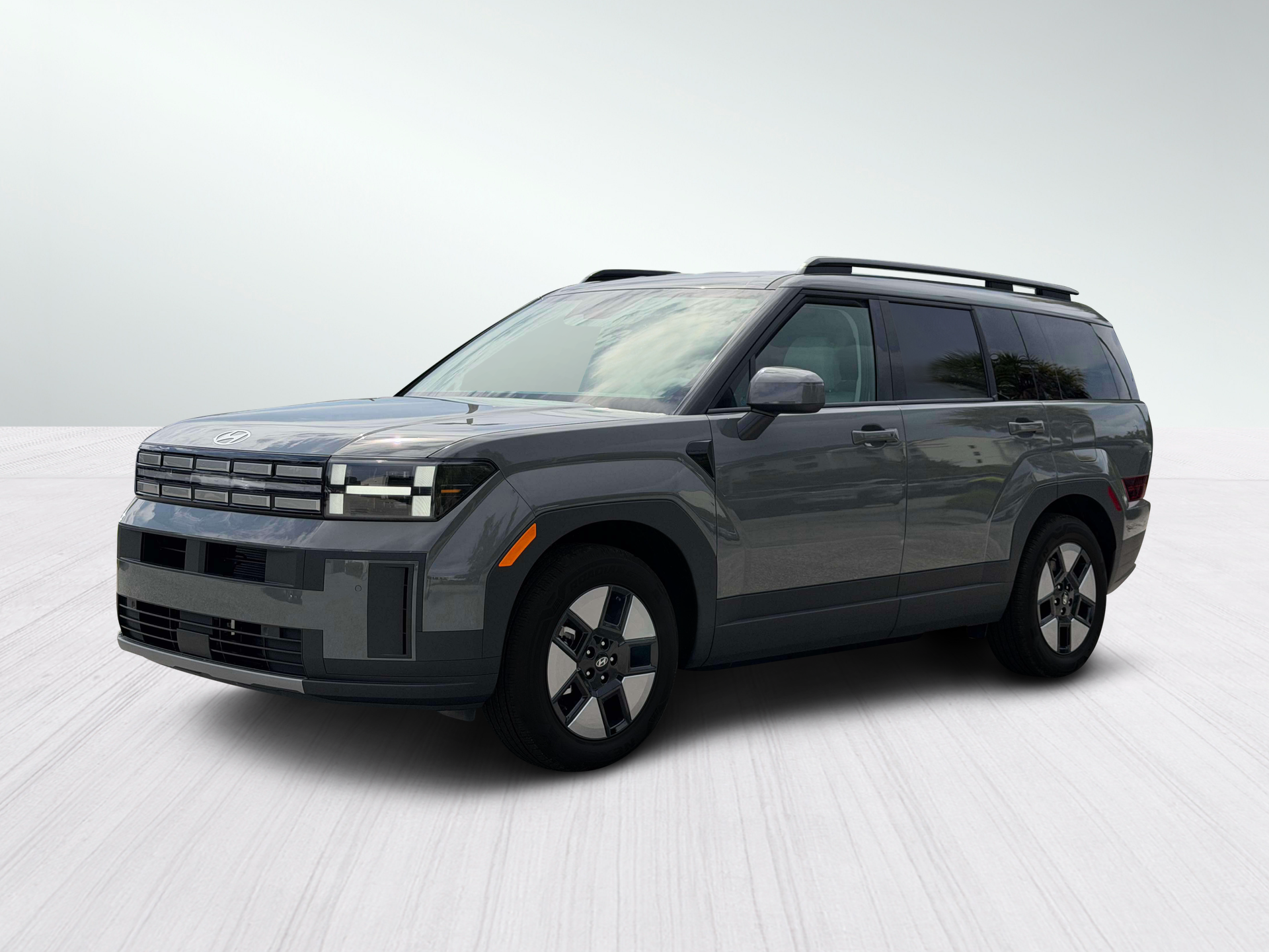 New 2027 Hampton Gray Hyundai SEL image 3