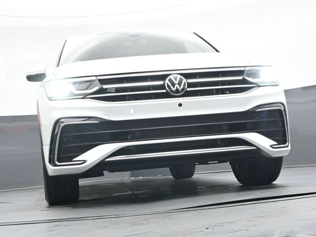 Used 2023 White Volkswagen 2.0T SEL R-Line image 39