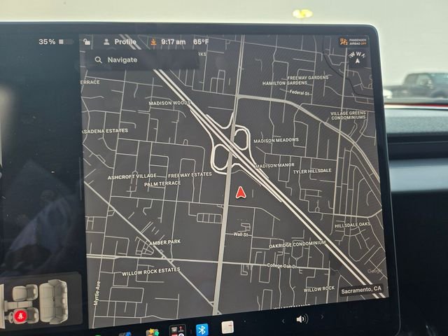 Used 2025  Tesla  image 8