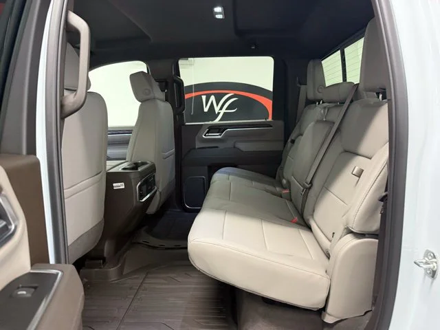 New 2026 Glacier White Tricoat GMC SLT image 17