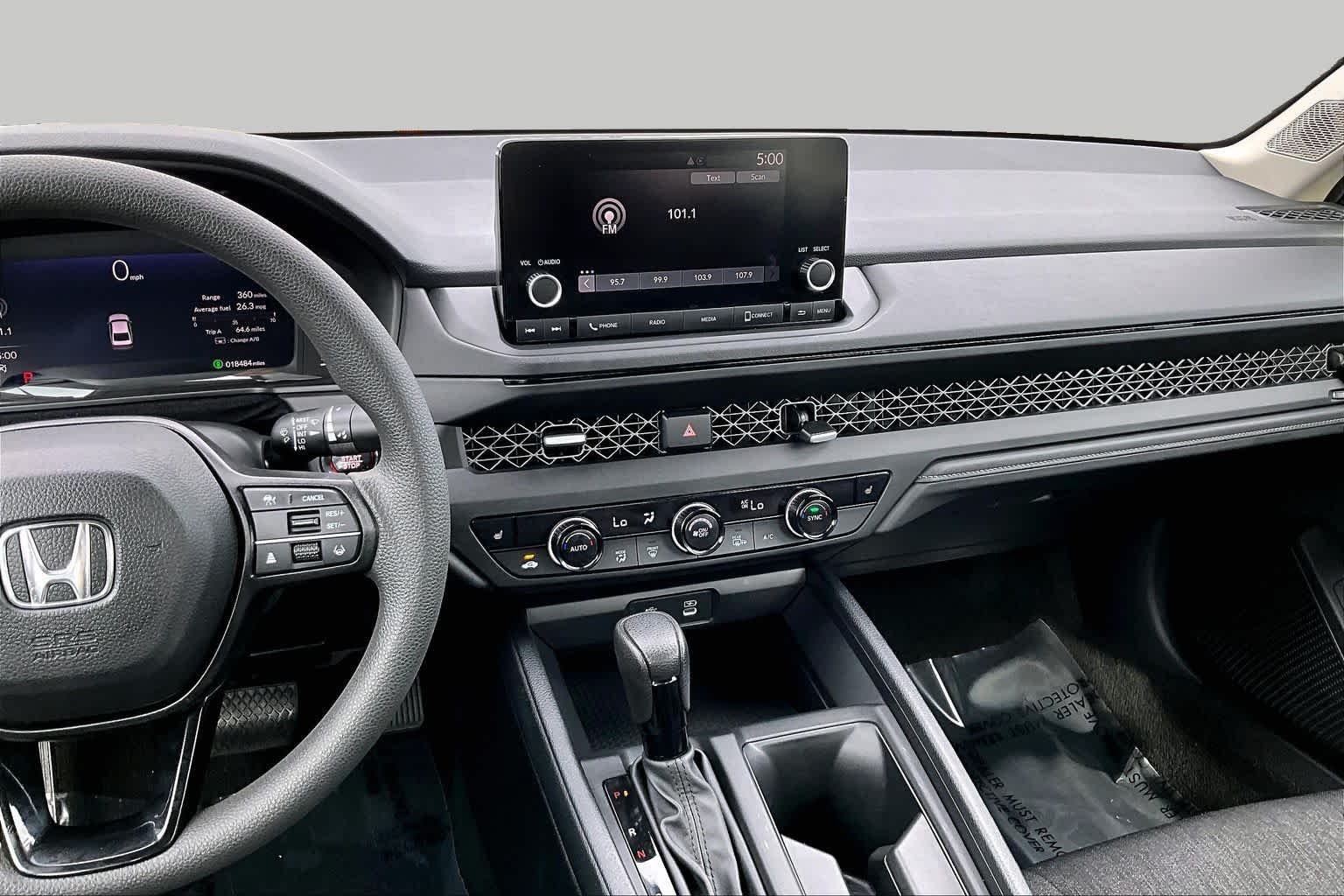 Used 2023 Lunar Silver Metallic Honda EX image 7