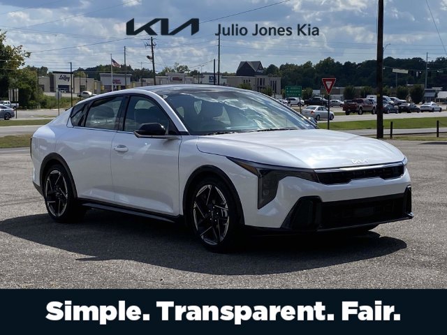 2026 Kia K4