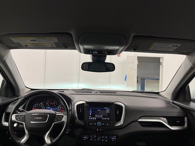 Used 2023 White GMC SLE image 10