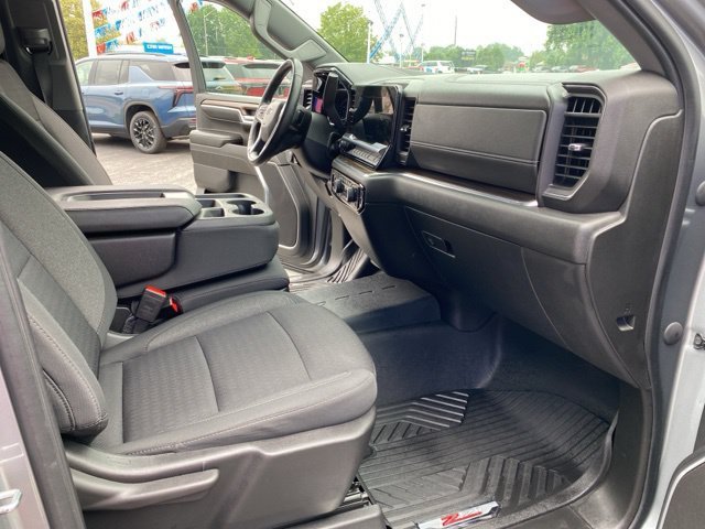 Used 2023 Sterling Gray Metallic Chevrolet RST image 33