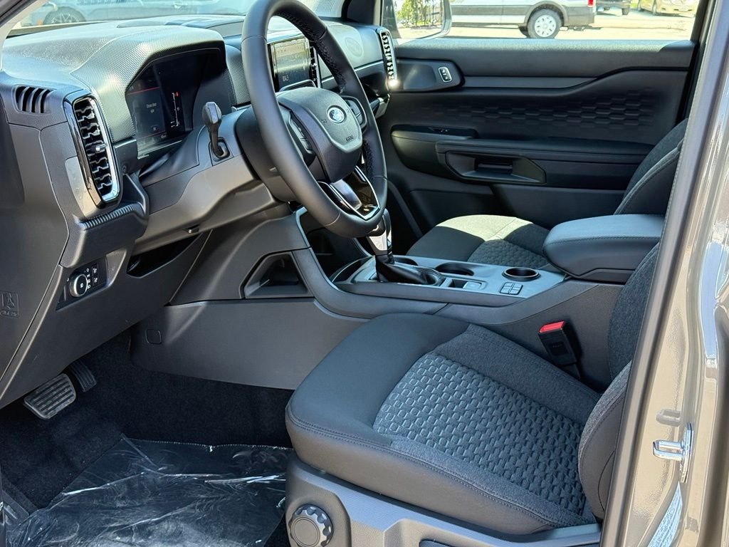 New 2026 Marsh Gray Ford XLT image 5