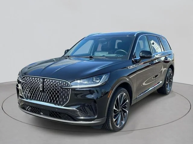 2025 Lincoln Aviator Reserve AWD's photo