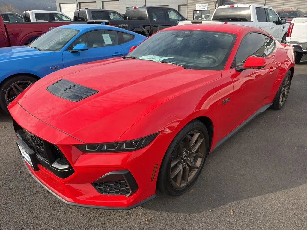 2025 Ford Mustang GT Premium Fastback - Photo 2