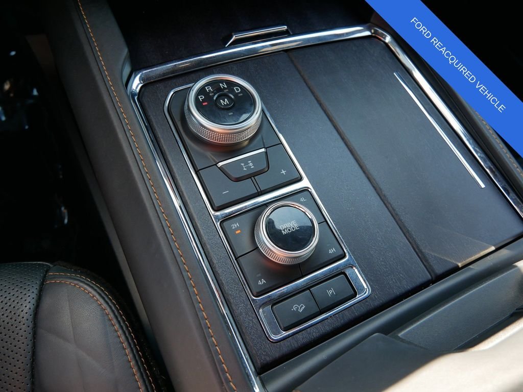 Used 2023  Ford Platinum image 25