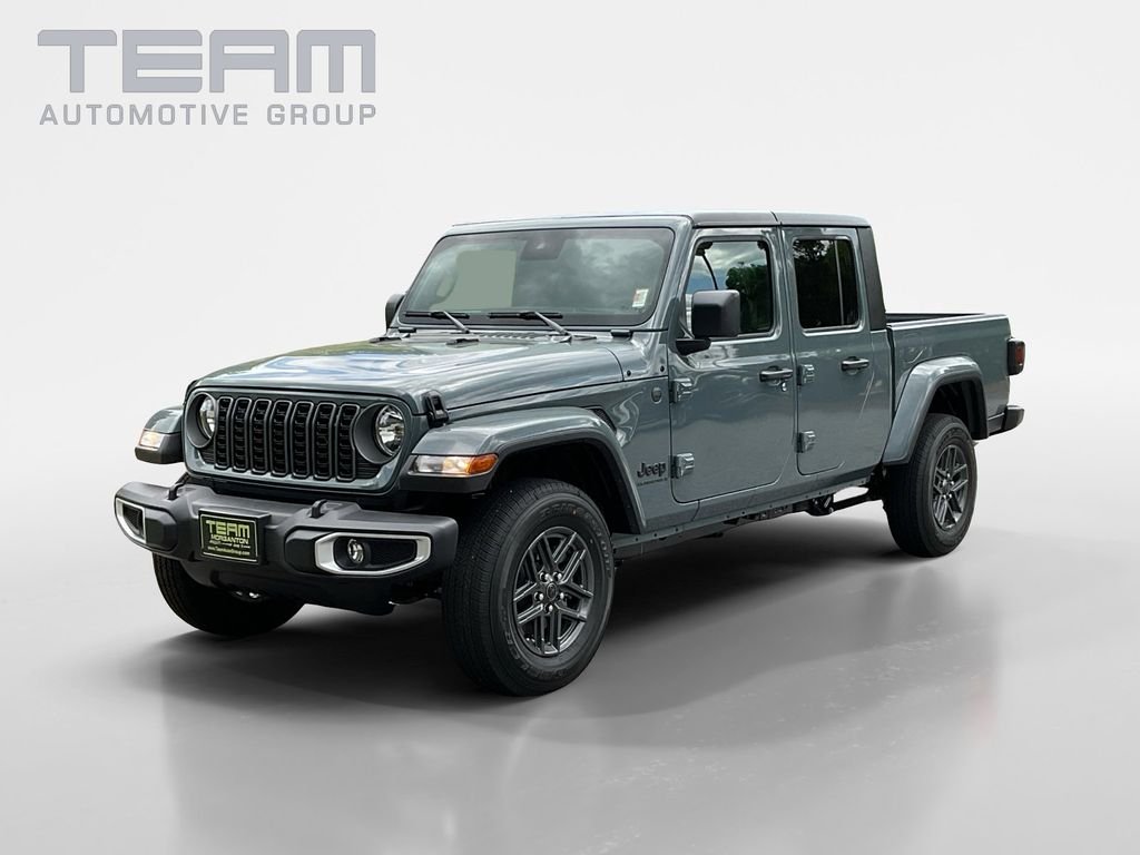 New 2025 Anvil Clear-Coat Exterior Paint Jeep Sport S image 3