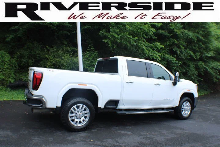 Certified Used 2023 Summit White GMC SLT image 2