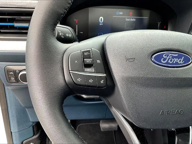 New 2026 Oxford White Ford XLT image 54