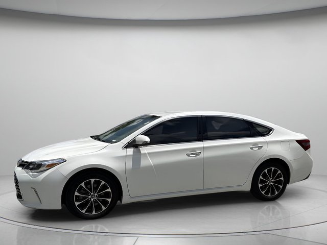 2016 Toyota Avalon XLE