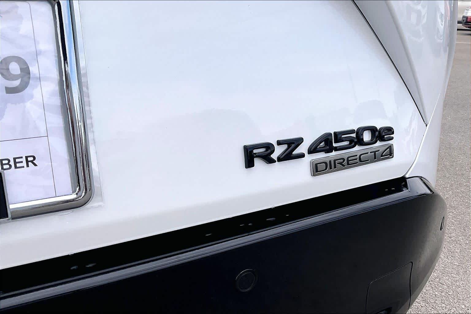 New 2026 Oxygen White Lexus Premium image 15