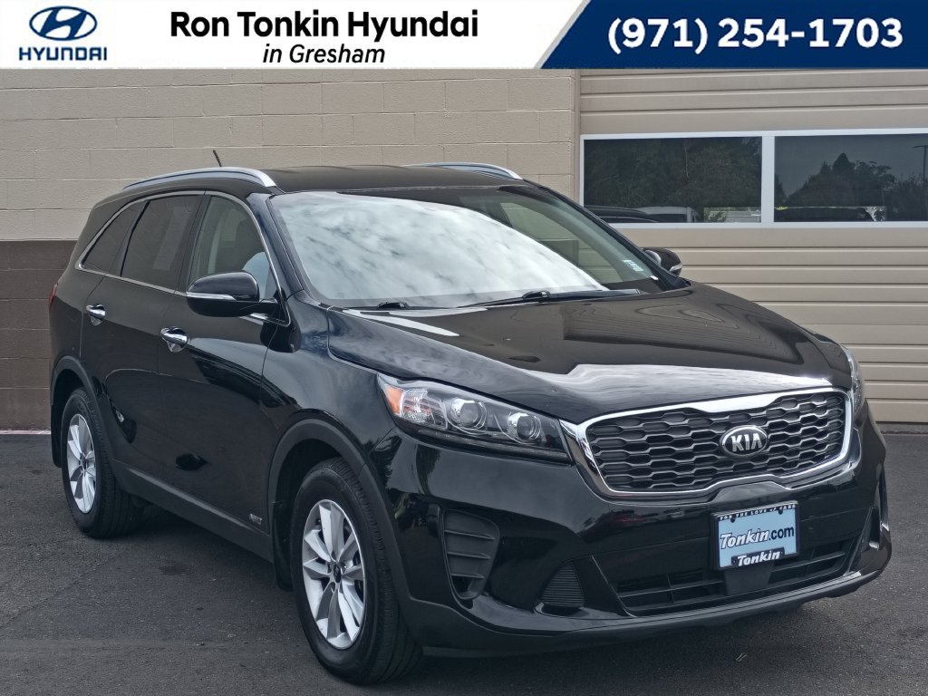 Used 2020 Black Kia LX image 1
