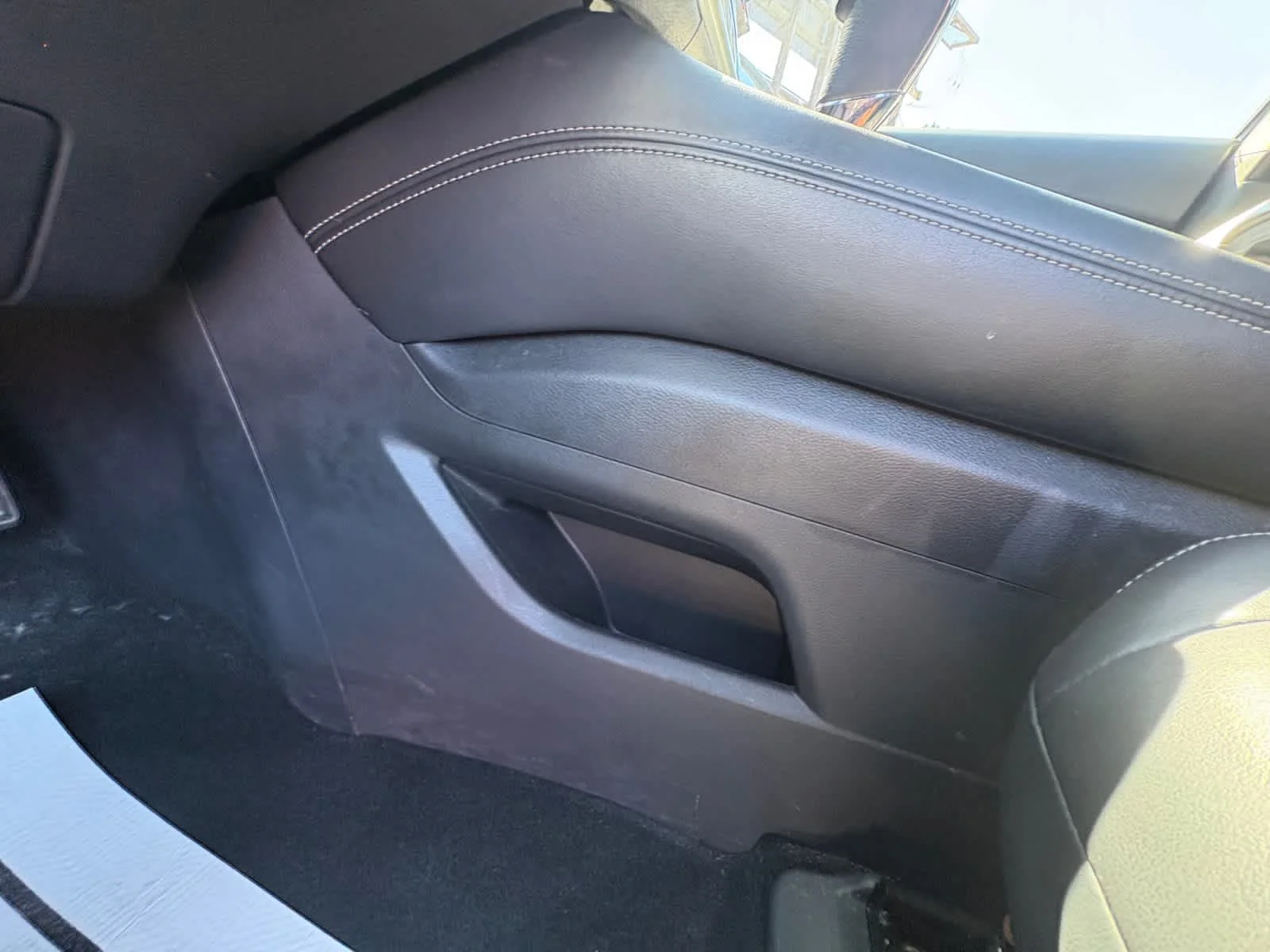 Used 2024 Super Black Nissan SV image 34
