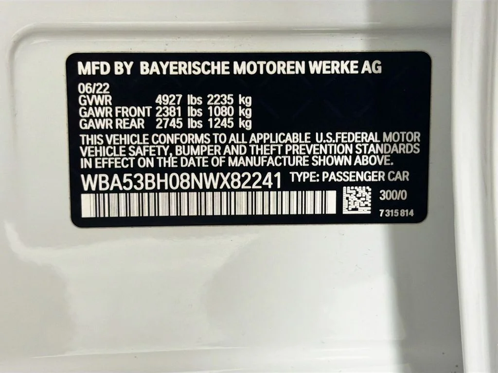 Used 2022 White BMW 530i image 33