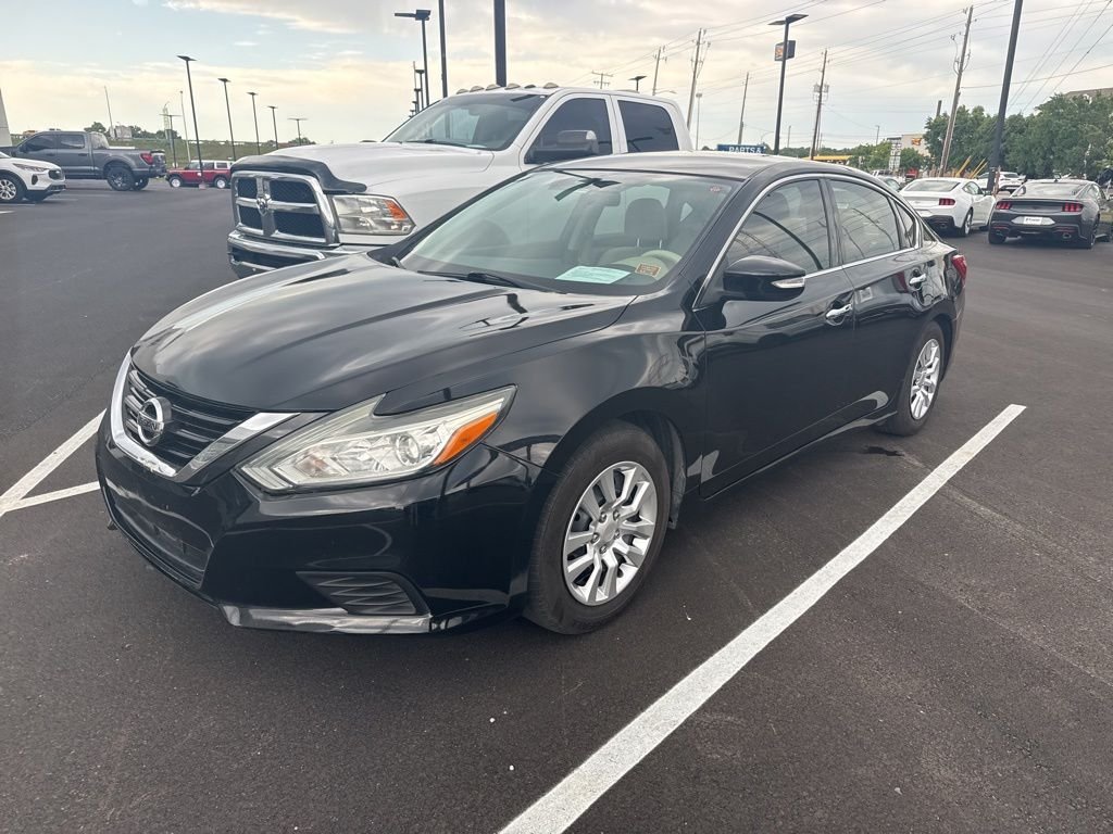 2017 Nissan Altima 2.5 S's photo