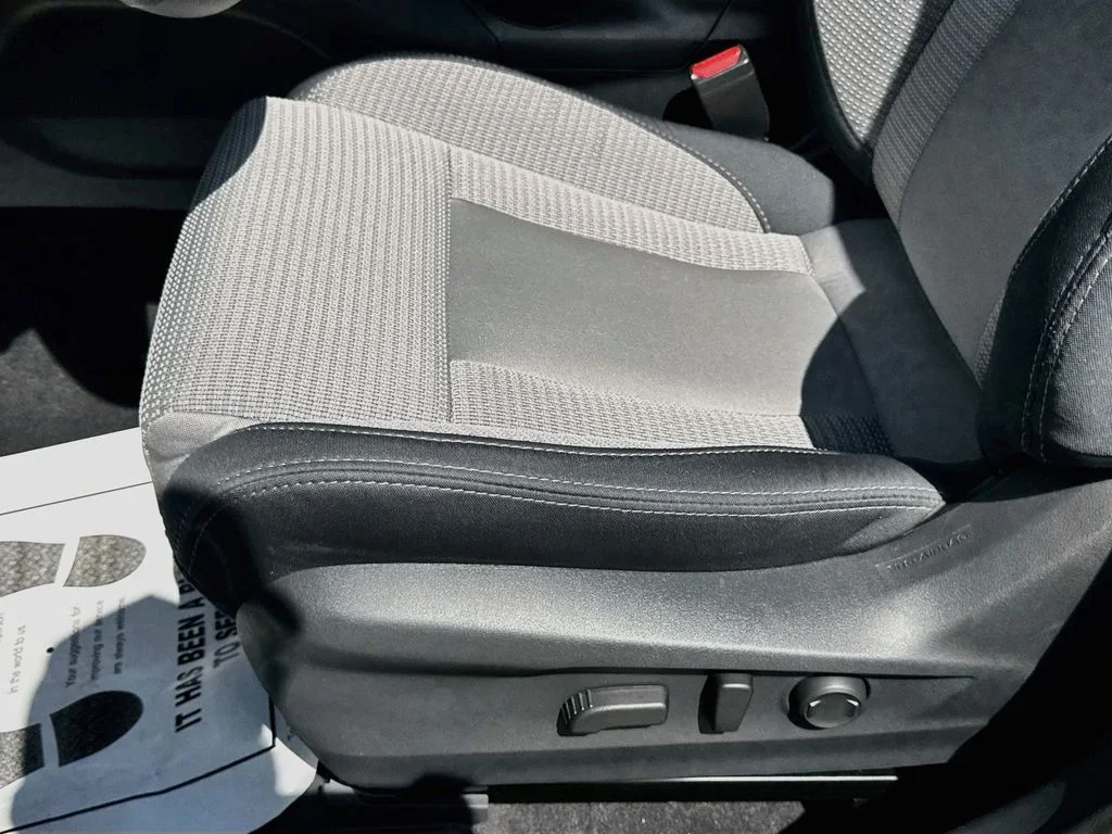 Certified Used 2025 Gray Subaru Premium image 23