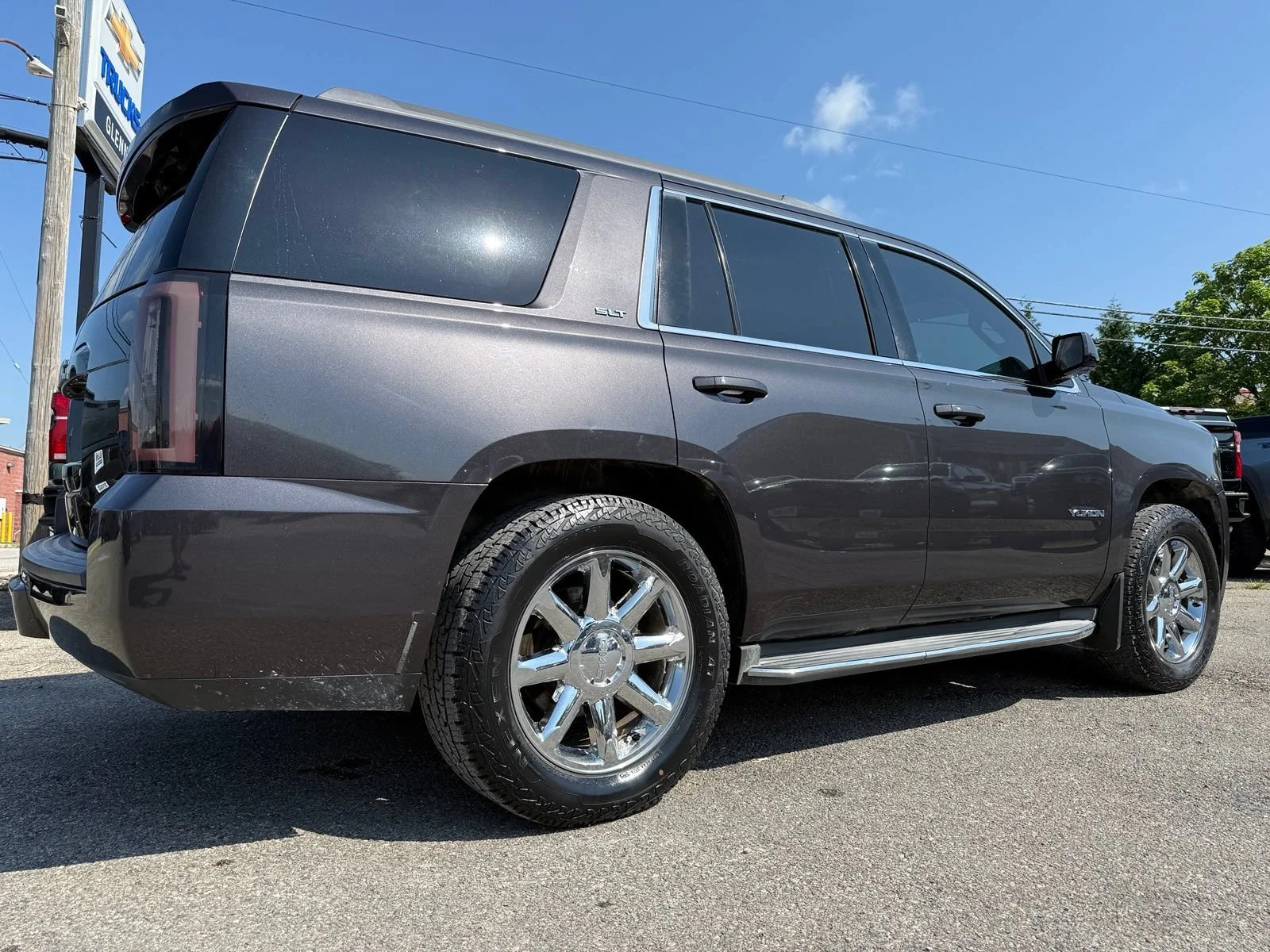 Used 2015 IRIDIUM METALLIC GMC SLT image 9