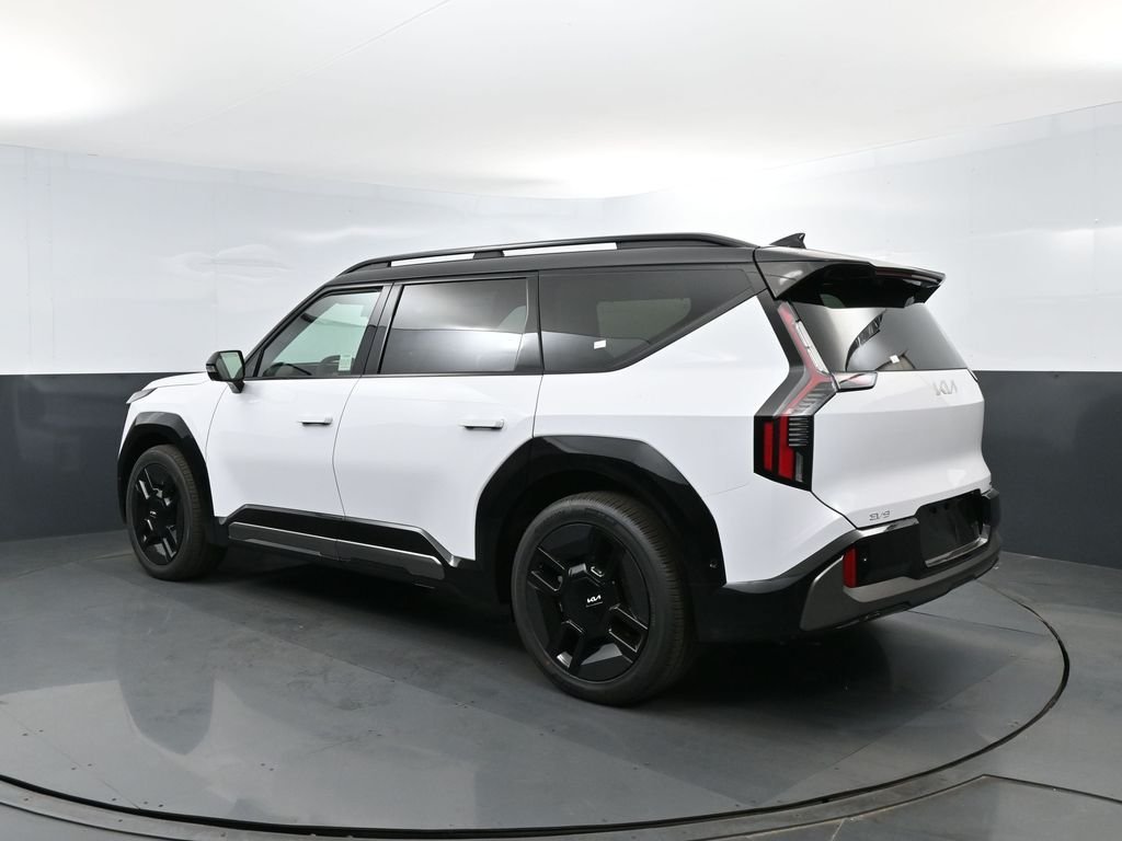 New 2026 Glacial White Pearl / Black Ro Kia GT-Line AWD image 27