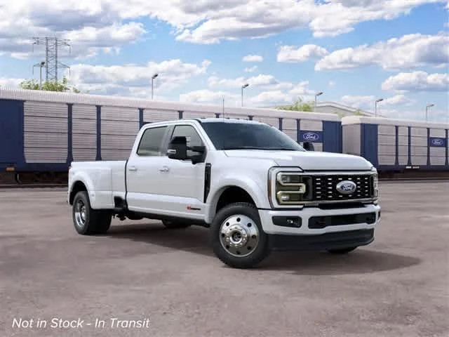 New 2027 Star White Metallic Tri-Coat Ford Platinum image 3