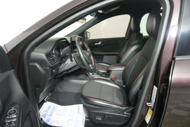 Used 2023 Cinnabar Red Metallic Ford ST-Line image 27
