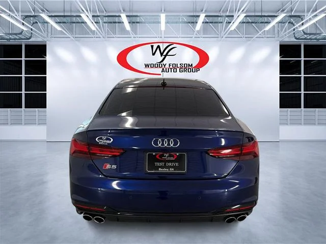 Used 2022 Blue Audi 3.0T Prestige image 5