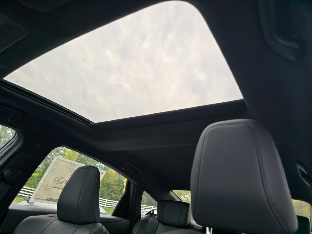 New 2026 Ultra White Lexus PREMIUM image 8