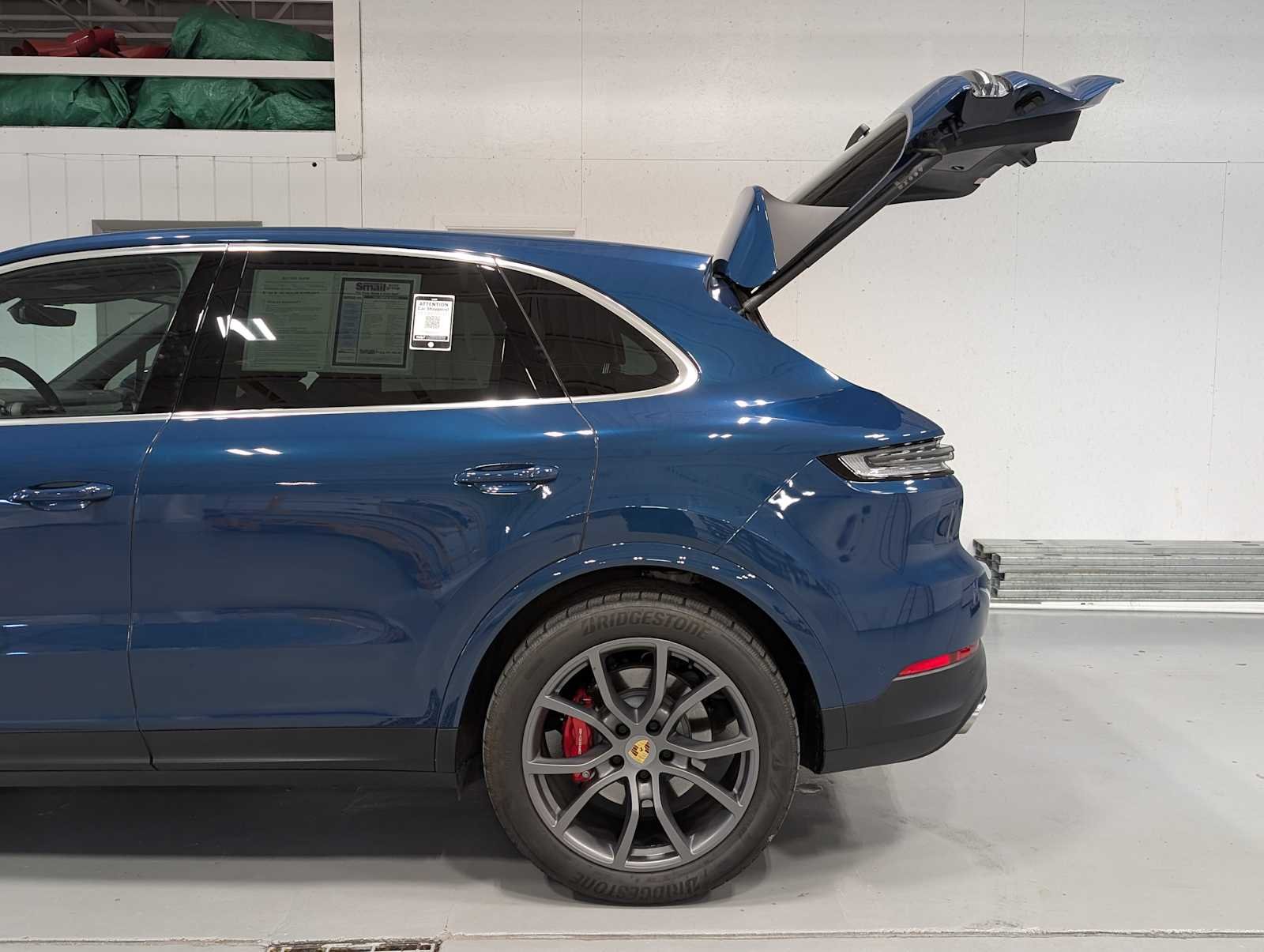 Used 2024 Montego Blue Metallic Porsche S image 8
