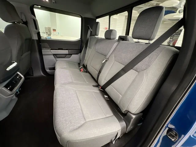 Used 2024 Blue Ford XLT image 11
