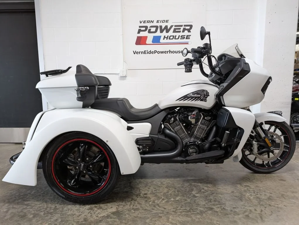 Used 2020 GHOST WHITE Indian Motorcycle Dark Horse White Smoke image 1
