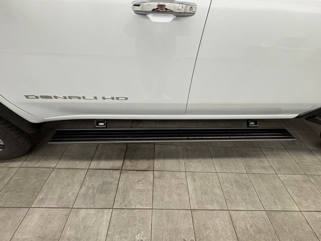 New 2026 Glacier White Tricoat GMC Denali Ultimate image 11