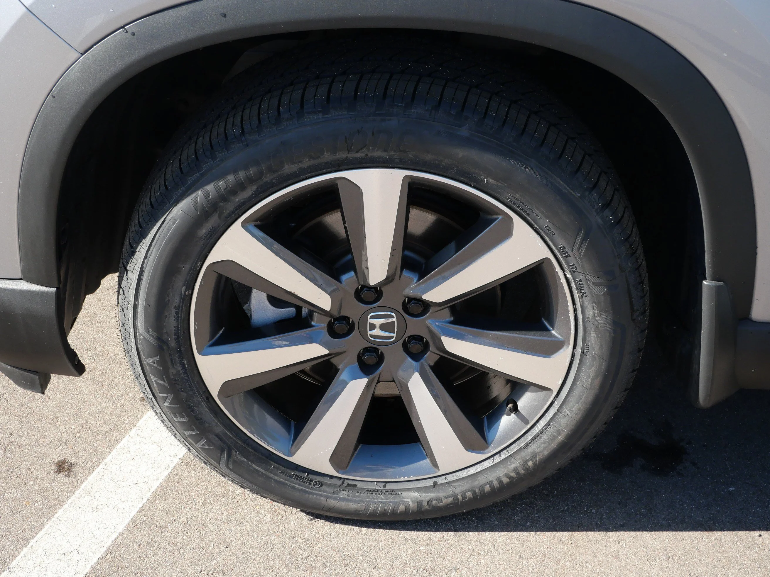 2024 Honda Pilot Touring - Photo 15