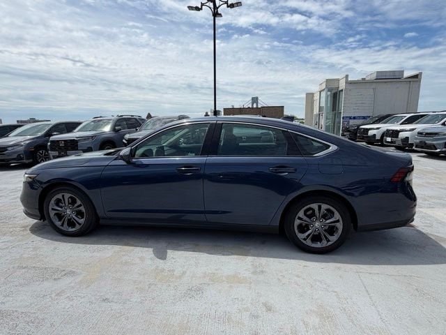 Used 2023 Blue Honda EX image 4