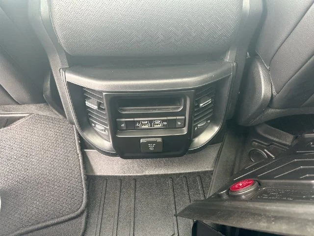 Used 2019 Black Ram Laramie image 20