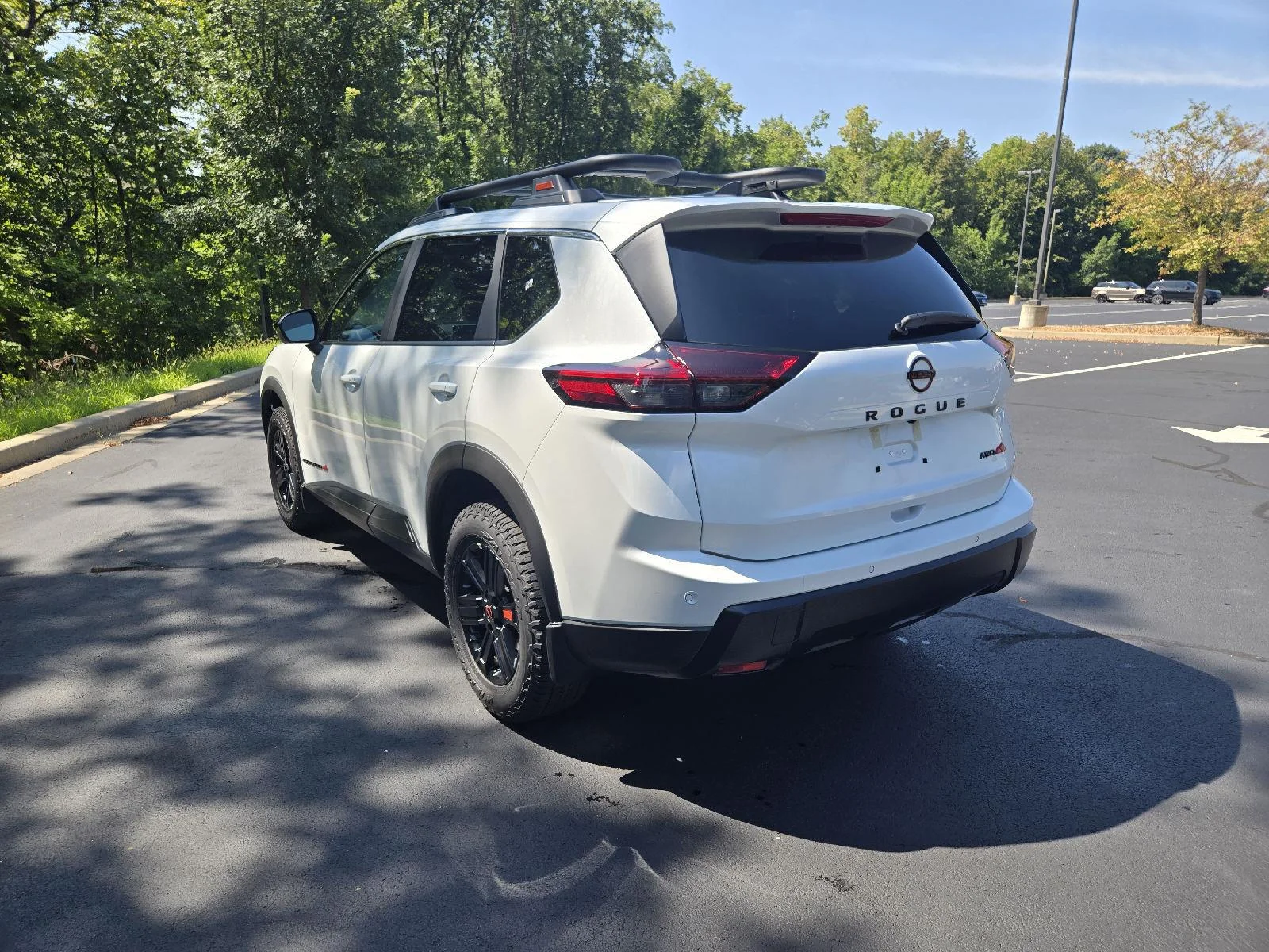 New 2026 Everest White Pearl Tricoat Nissan Rock Creek image 6