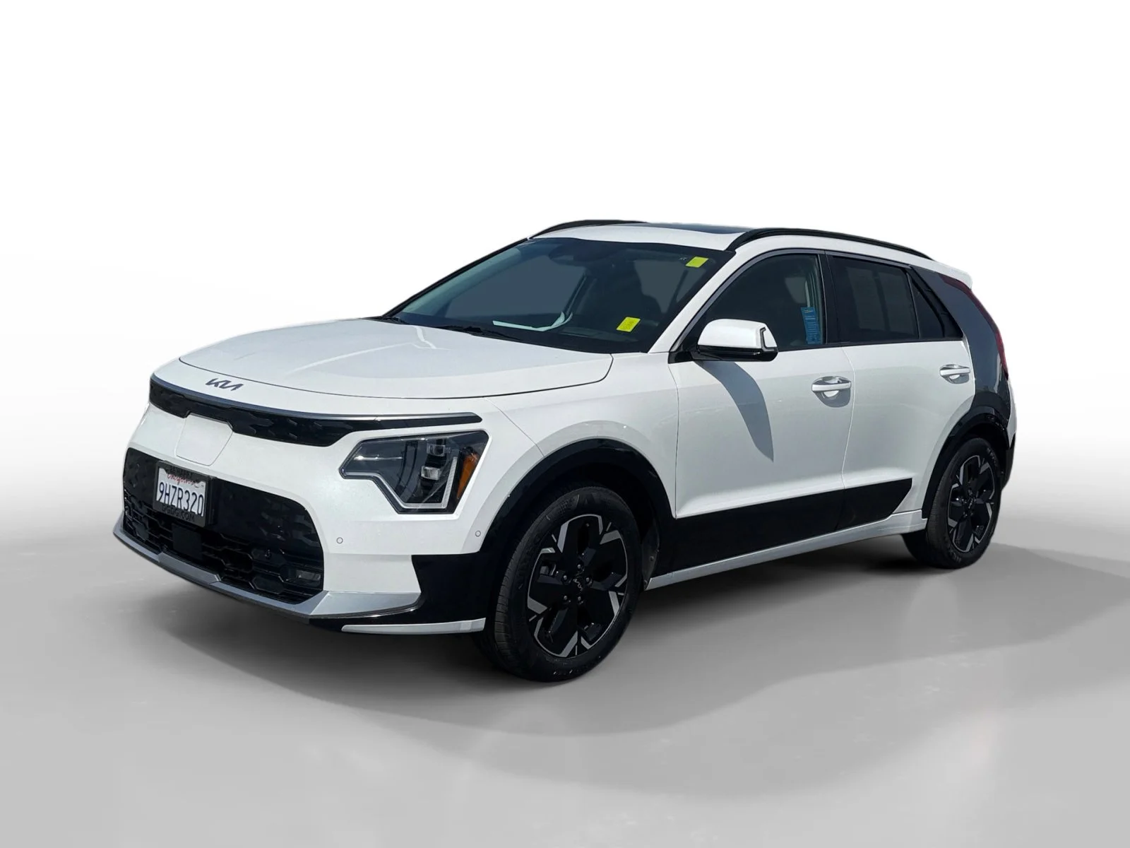 2023 Kia Niro Wave EV's photo