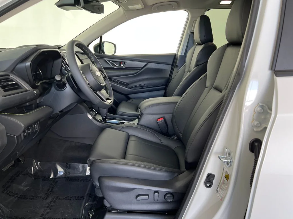 New 2026 CRYSTAL WHITE PEARL Subaru Onyx Edition Touring 7-Passenger image 11