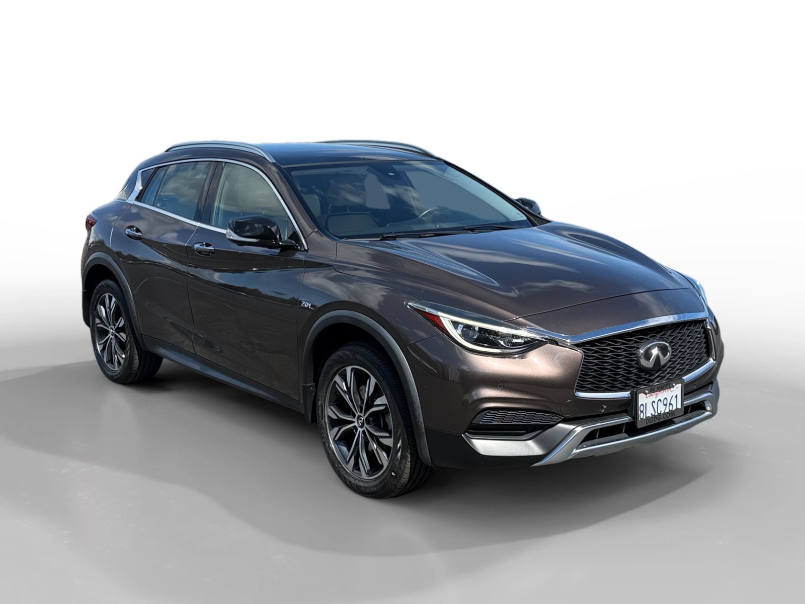 Used 2019 Chestnut INFINITI LUXE image 7
