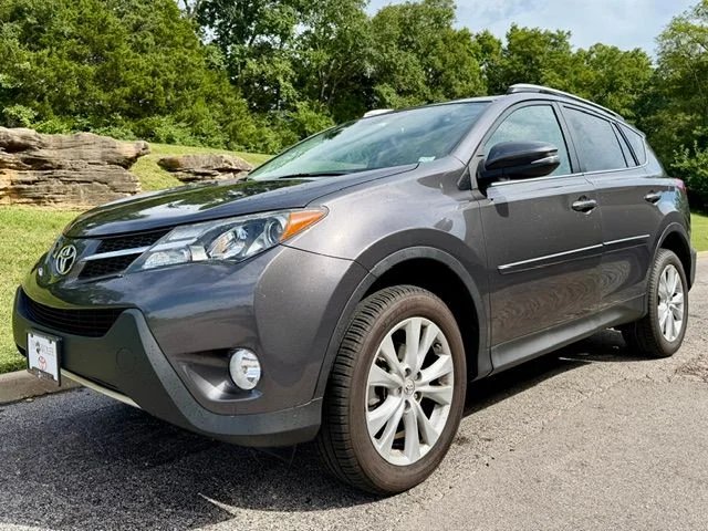 Used 2014 Gray Toyota Limited image 2
